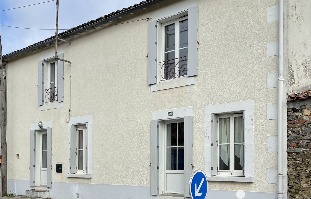 maison 4 pièces 117 m2 à vendre à Saint-Laurs (79160)