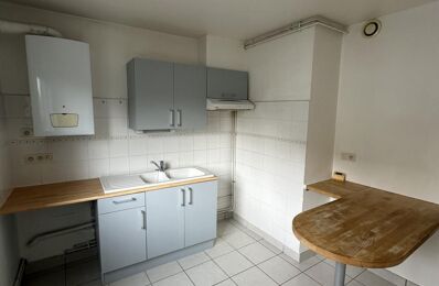 location appartement 590 € CC /mois à proximité de Coings (36130)