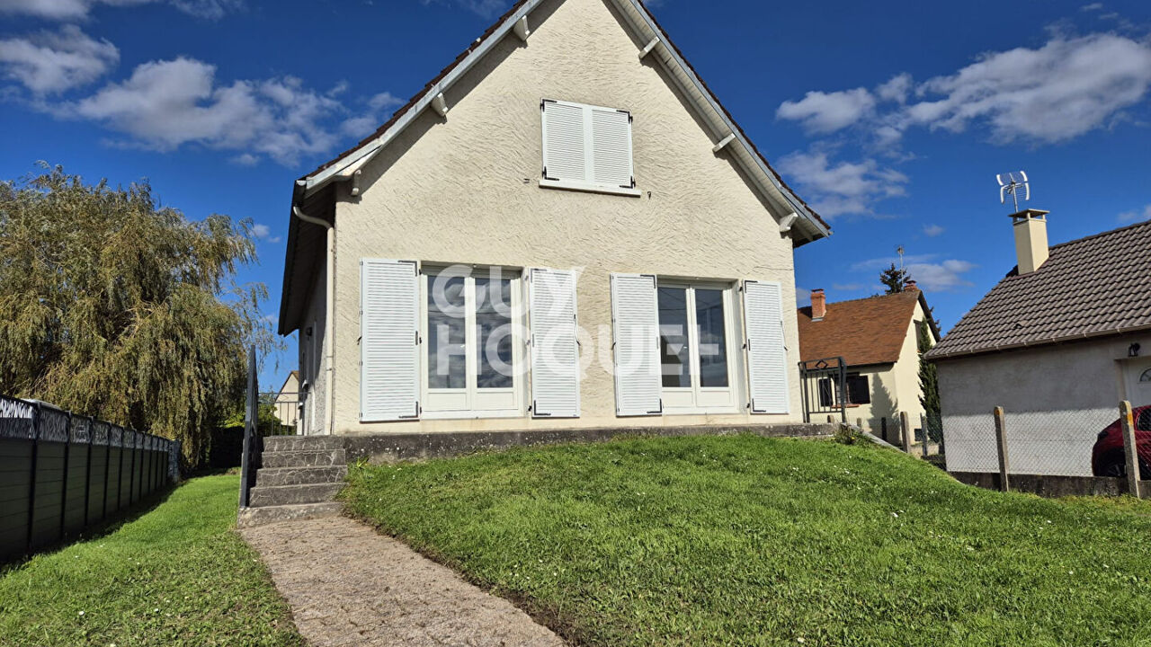 maison 6 pièces 118 m2 à vendre à Saint-Jean-de-la-Ruelle (45140)