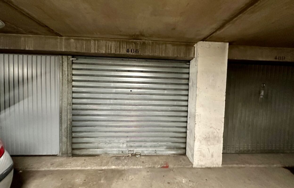 garage  pièces 13 m2 à vendre à Marseille 10 (13010)