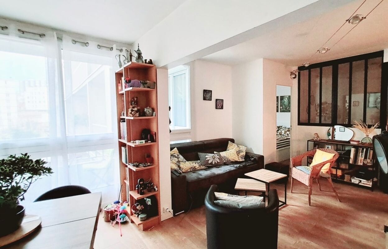 appartement 2 pièces 51 m2 à vendre à Paris 20 (75020)