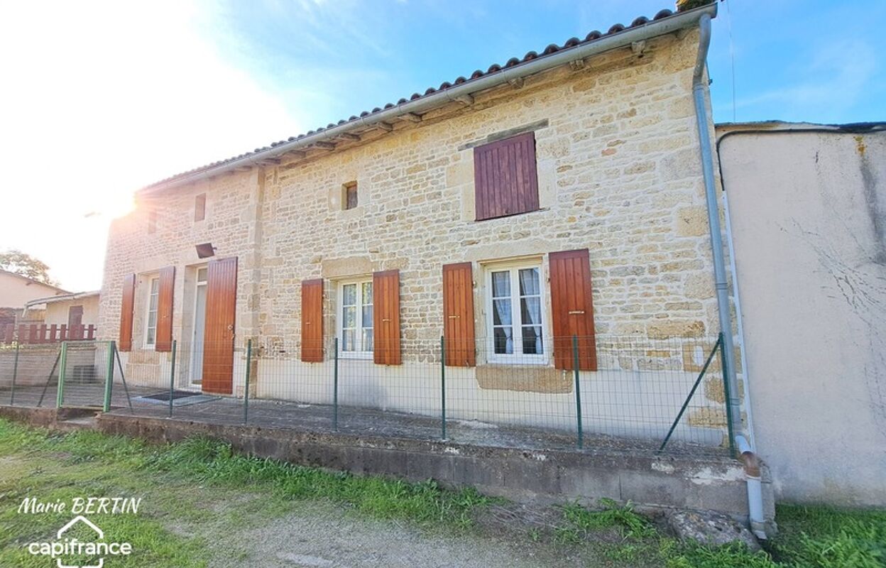 maison 3 pièces 67 m2 à vendre à Brioux-sur-Boutonne (79170)