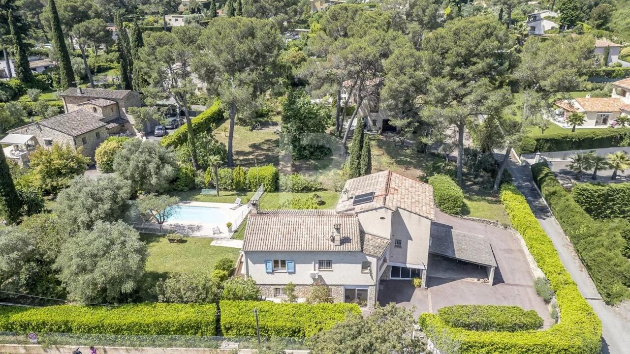 maison 9 pièces 238 m2 à vendre à Mougins (06250)