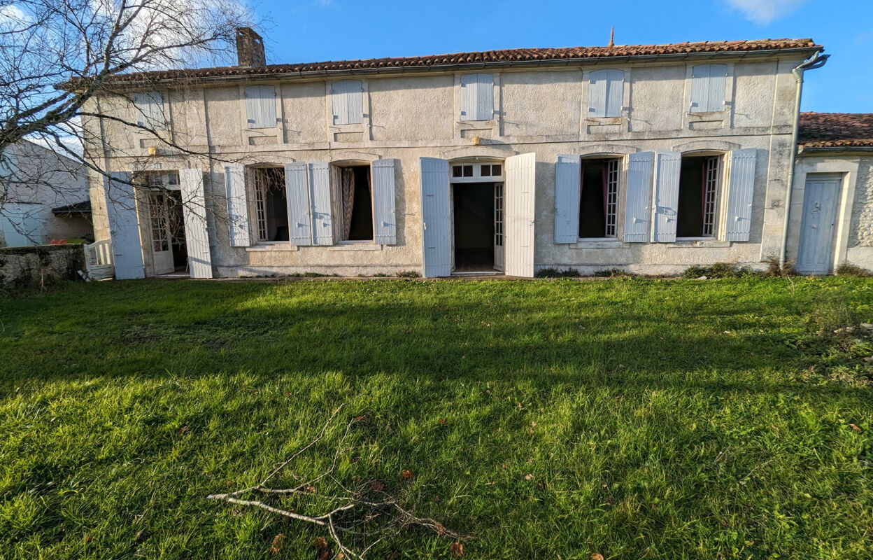 maison 4 pièces 166 m2 à vendre à Colombiers (17460)