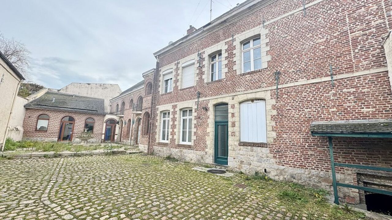 immeuble  pièces 381 m2 à vendre à Valenciennes (59300)