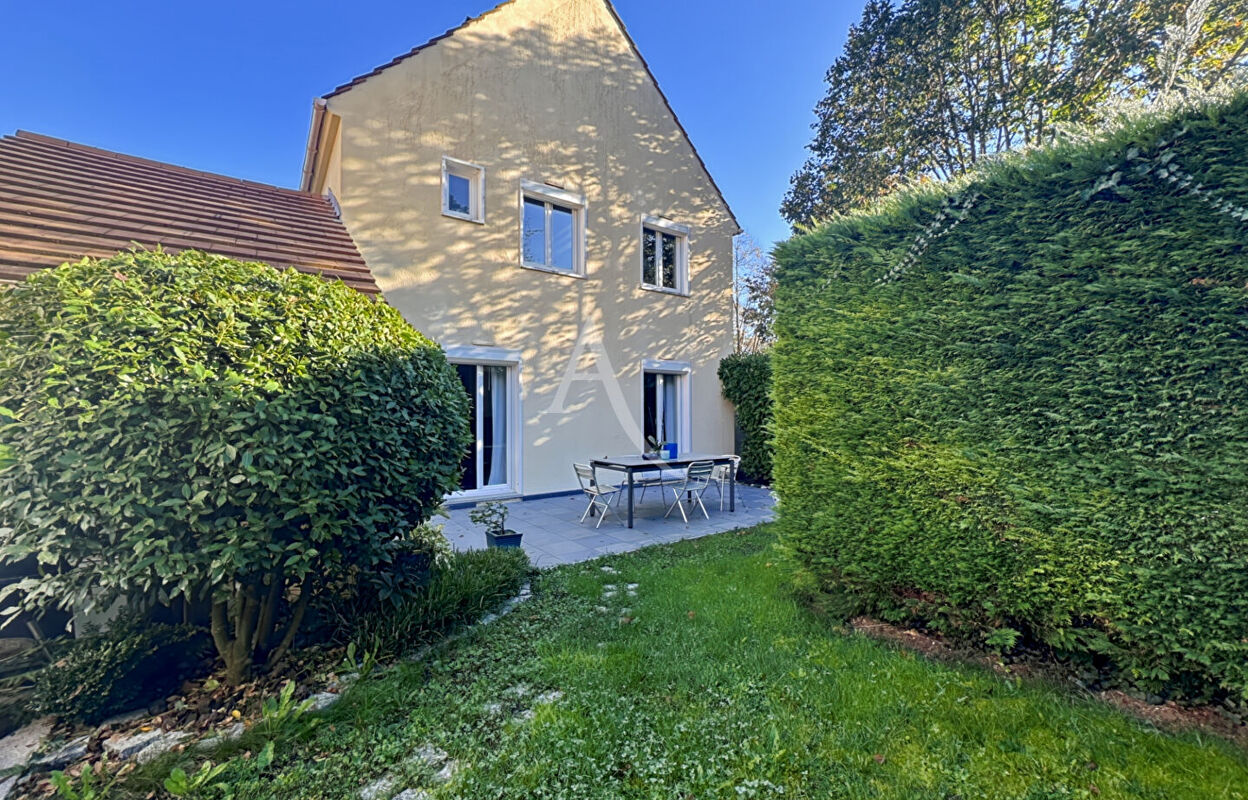 maison 6 pièces 105 m2 à vendre à Jouy-le-Moutier (95280)