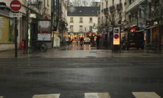 Garage   m² à louer à Tours (37000)
