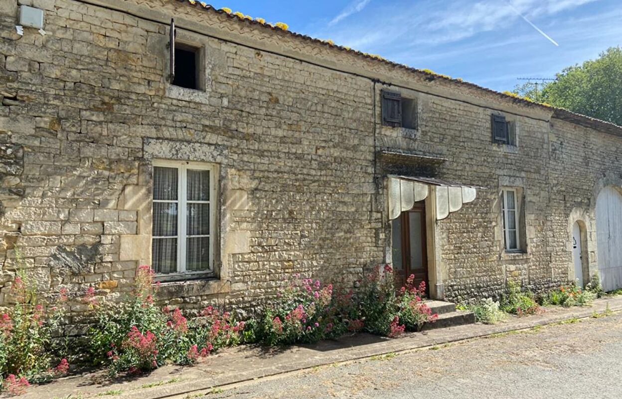 maison 5 pièces 140 m2 à vendre à Souvigné (16240)