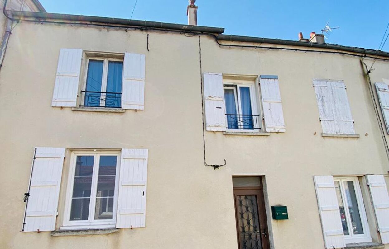 appartement 2 pièces 37 m2 à vendre à Jouy-le-Châtel (77970)