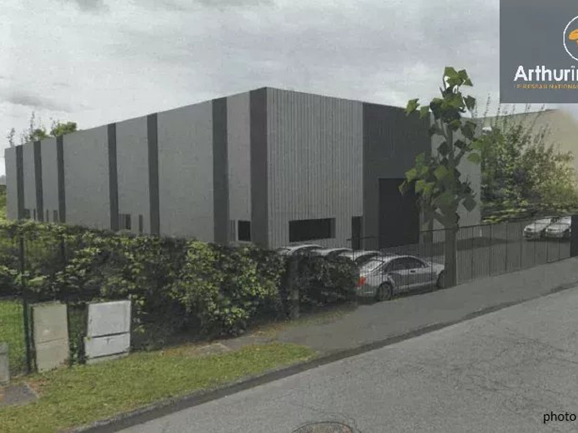 Terrain 3000 m² · à Compiègne · 710 000 €