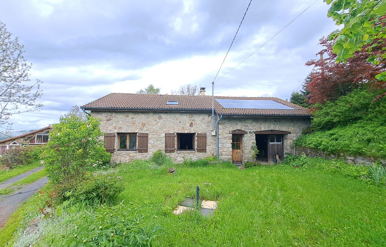 maison 4 pièces 98 m2 à vendre à Grandrif (63600)