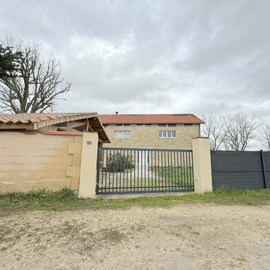 Maison 3 pièces 1300 €