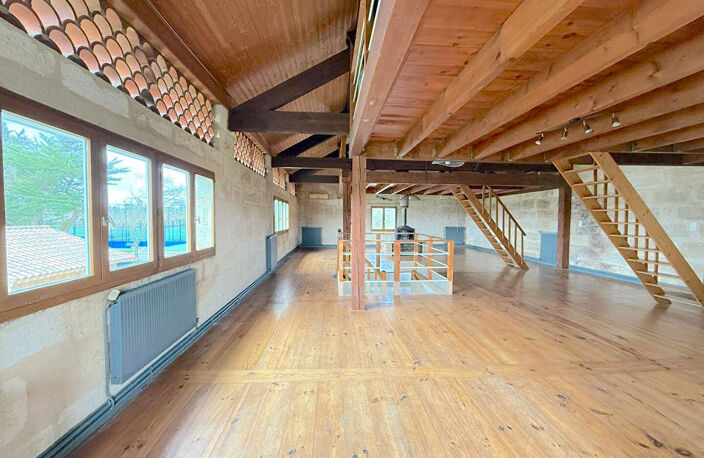 A LOUER MAISON DE 160 M2 AVEC JARDIN - SECTEUR AMBARES ET LAGRAVE / SAINT VINCENT DE PAUL — photo 2