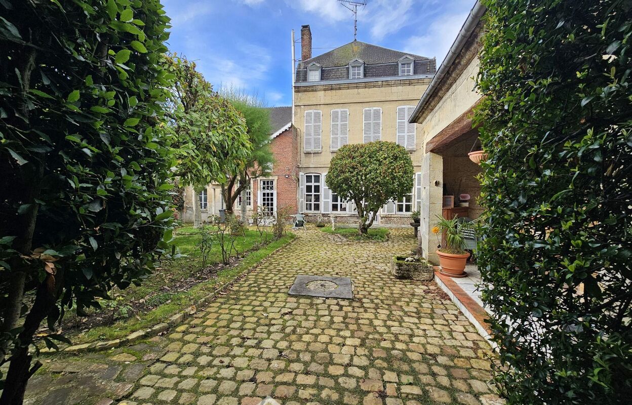 maison 9 pièces 353 m2 à vendre à Crépy (02870)