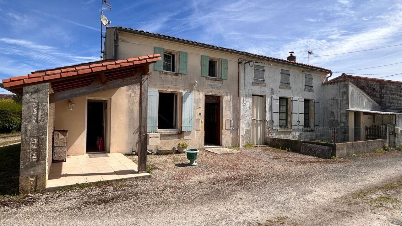 maison 4 pièces 122 m2 à vendre à La Brousse (17160)