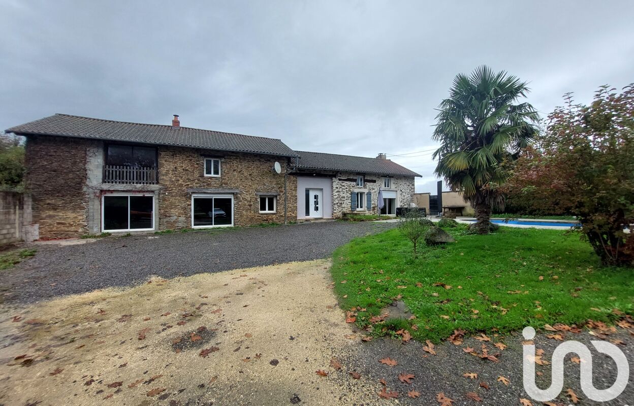 maison 5 pièces 220 m2 à vendre à Châlus (87230)