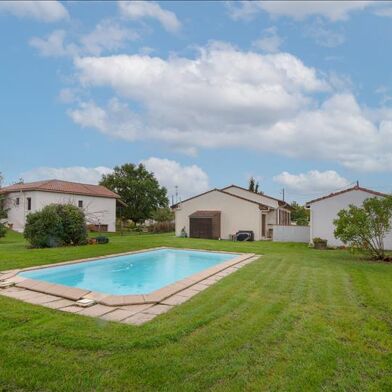 Maison 4 pièces 305950 €