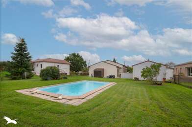 Maison 4 pièces 305950 €