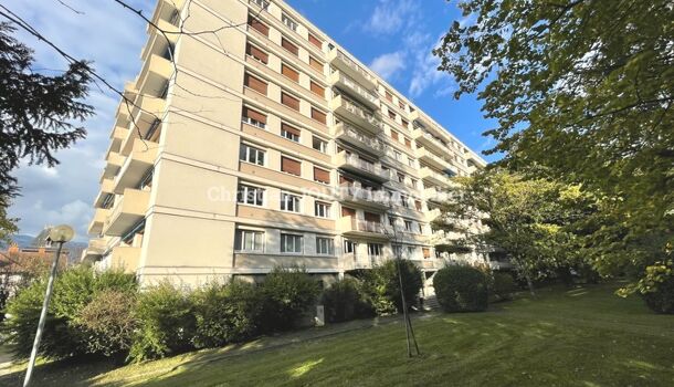 Appartement 4 pièces  à louer Gières 38610