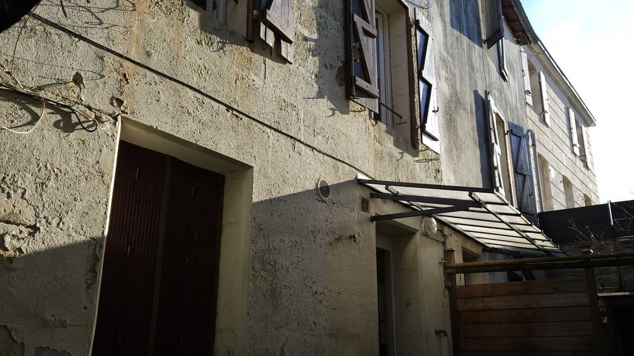 immeuble  pièces 103 m2 à vendre à Niort (79000)