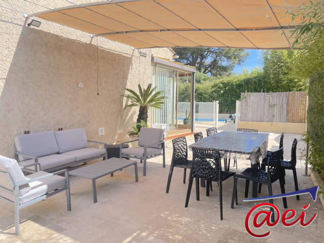 Villa individuelle avec piscine et garage Six-Fours-Les-Plages — photo du bien