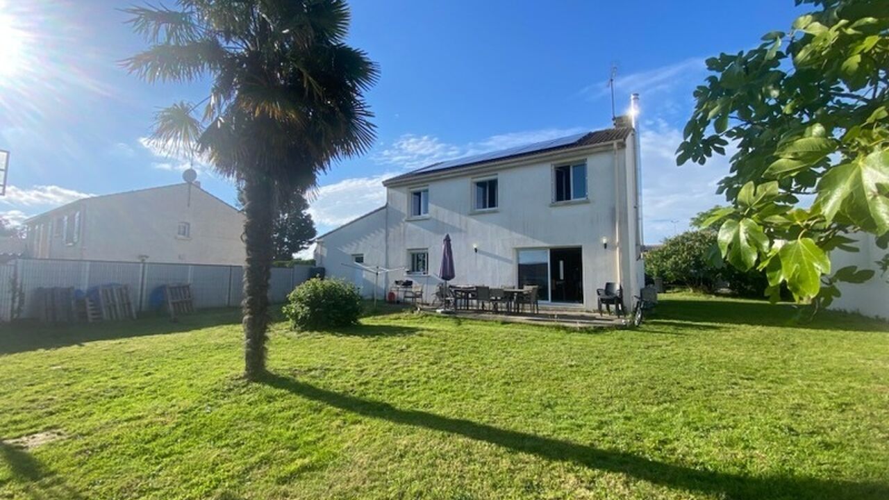 maison 6 pièces 133 m2 à vendre à Nesmy (85310)