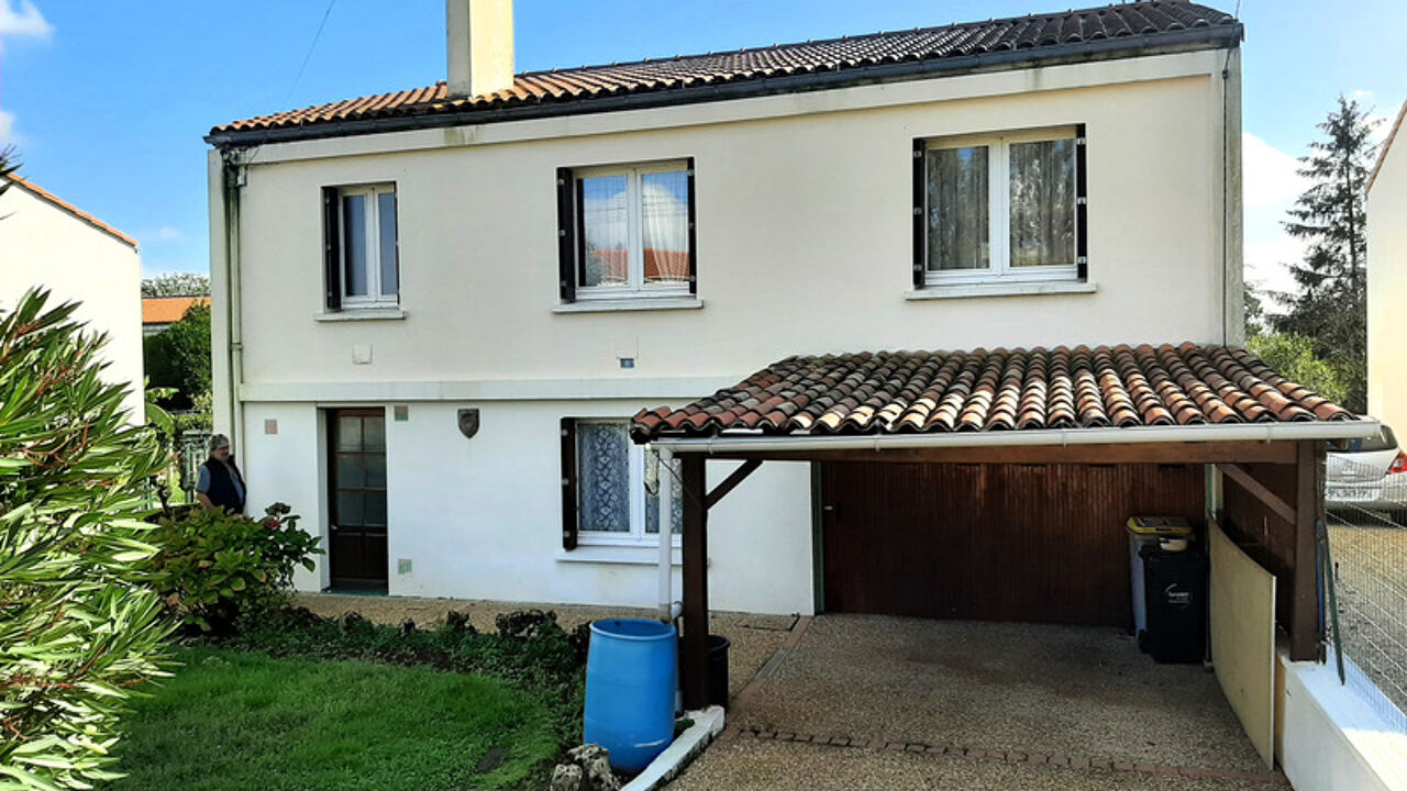 maison 5 pièces 125 m2 à vendre à Fontenay-le-Comte (85200)