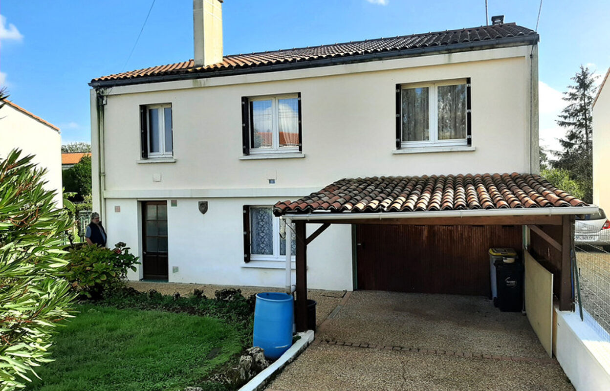 maison 5 pièces 125 m2 à vendre à Fontenay-le-Comte (85200)