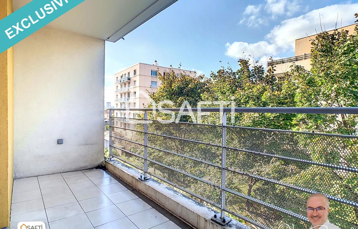 appartement 2 pièces 43 m2 à vendre à Lyon 8 (69008)