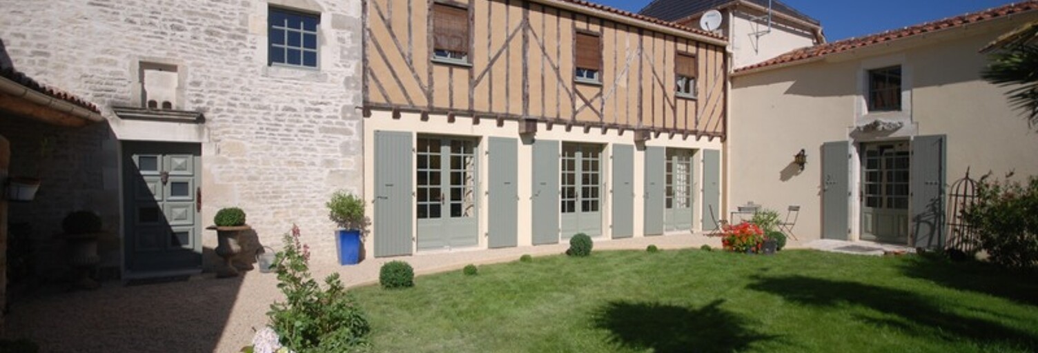 Maison 6 Pièces 222 m² à vendre à Haimps (17160)