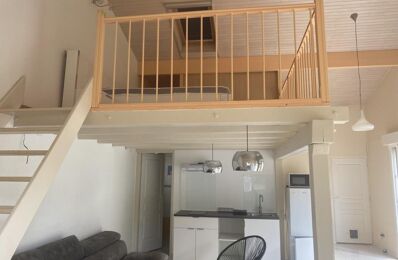 location appartement 750 € CC /mois à proximité de Saint-Morillon (33650)