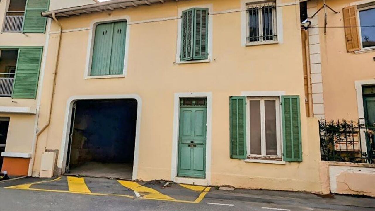 maison 5 pièces 260 m2 à vendre à Fréjus (83600)