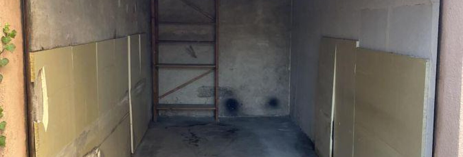 Garage  12 m² à louer à Nîmes (30000)