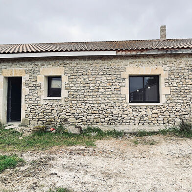 Maison 2 pièces 150000 €