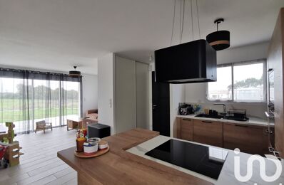 vente maison 298 000 € à proximité de La Merlatière (85140)