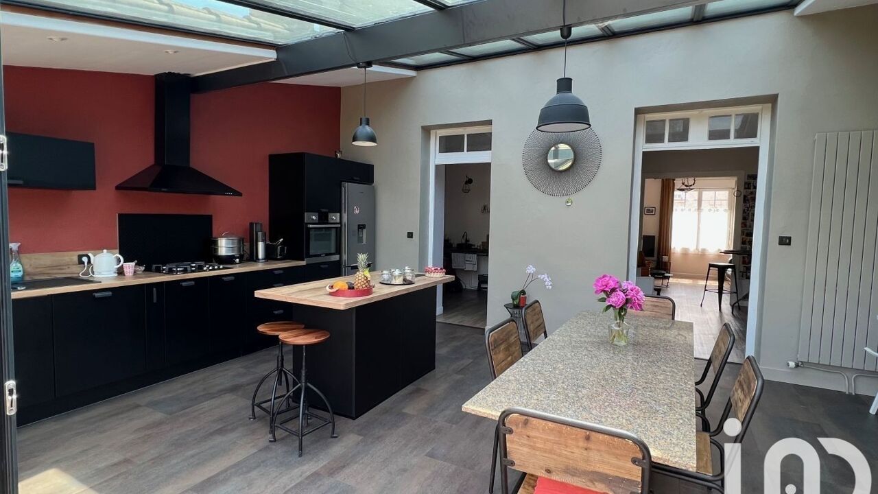 maison 6 pièces 160 m2 à vendre à La Rochelle (17000)