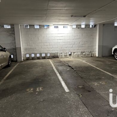 Parking 12 m²