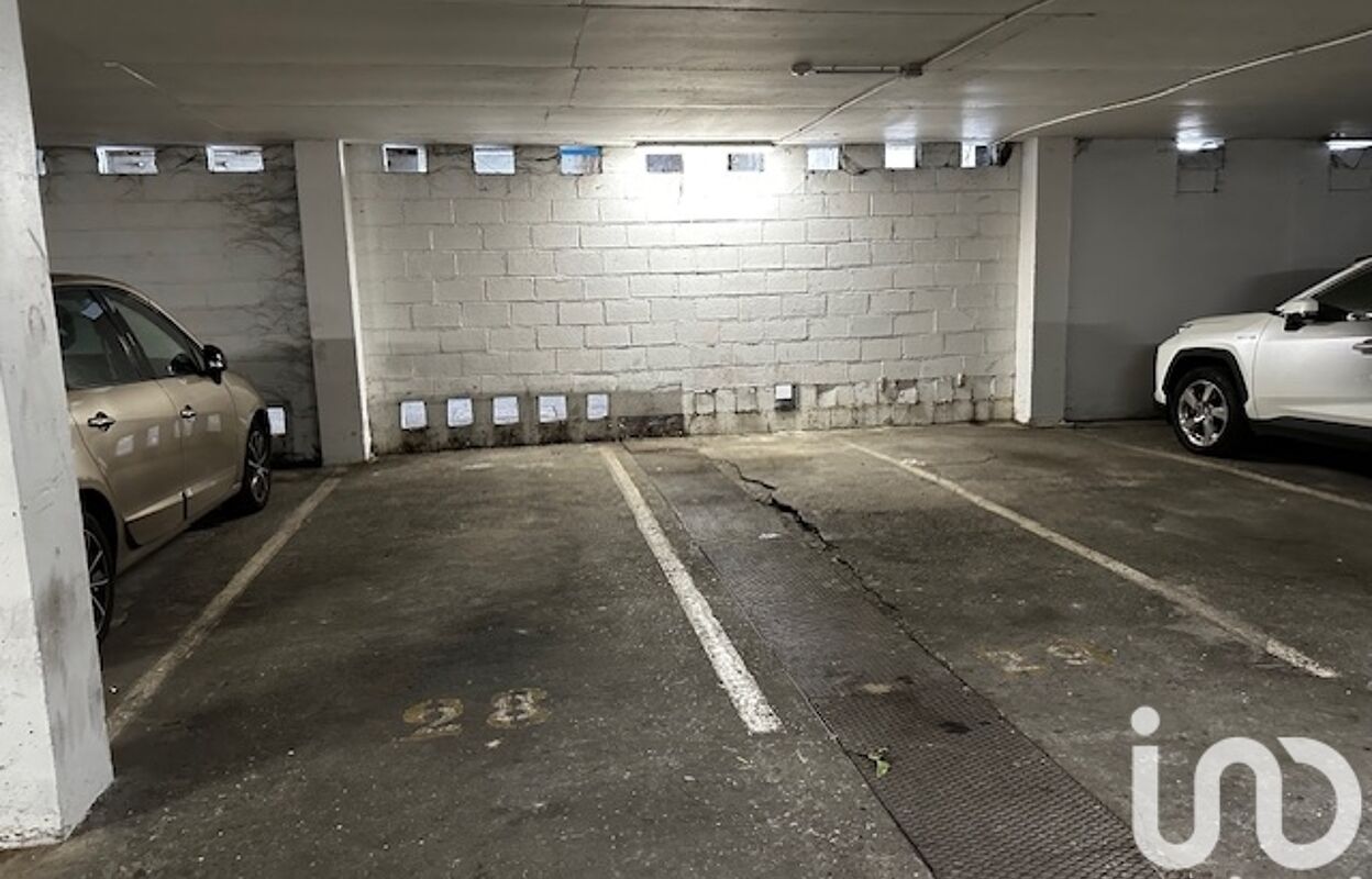 garage  pièces 12 m2 à vendre à Choisy-le-Roi (94600)