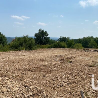 Terrain 3046 m²