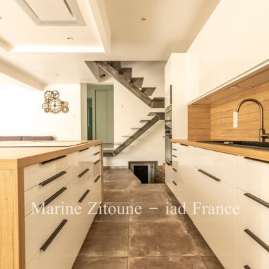 Maison 8 pièces 210 m²