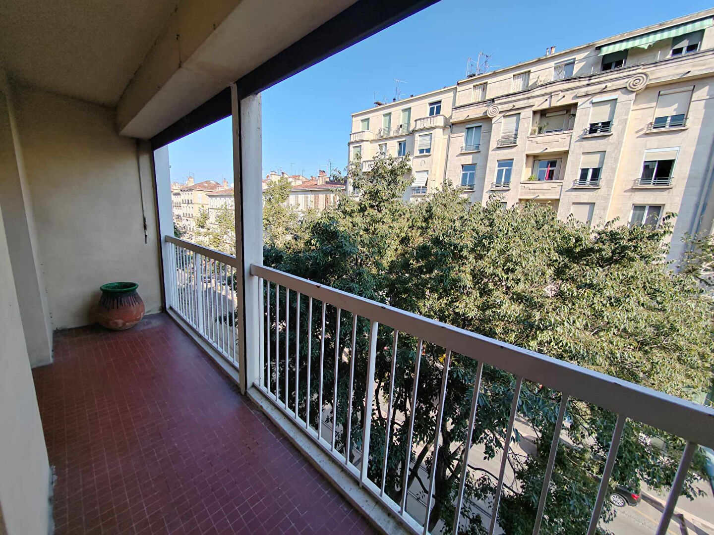 Marseille 5eme Appartement 4 pièces 89 m²