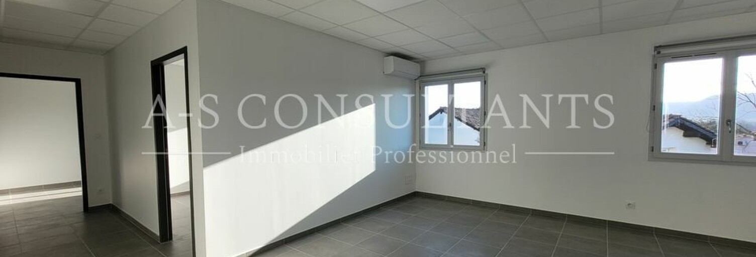 Bureau  91 m² à louer à Chanas (38150)