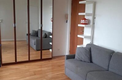 location appartement 830 € CC /mois à proximité de Versailles (78000)