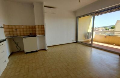 location appartement 700 € CC /mois à proximité de Le Castellet (83330)