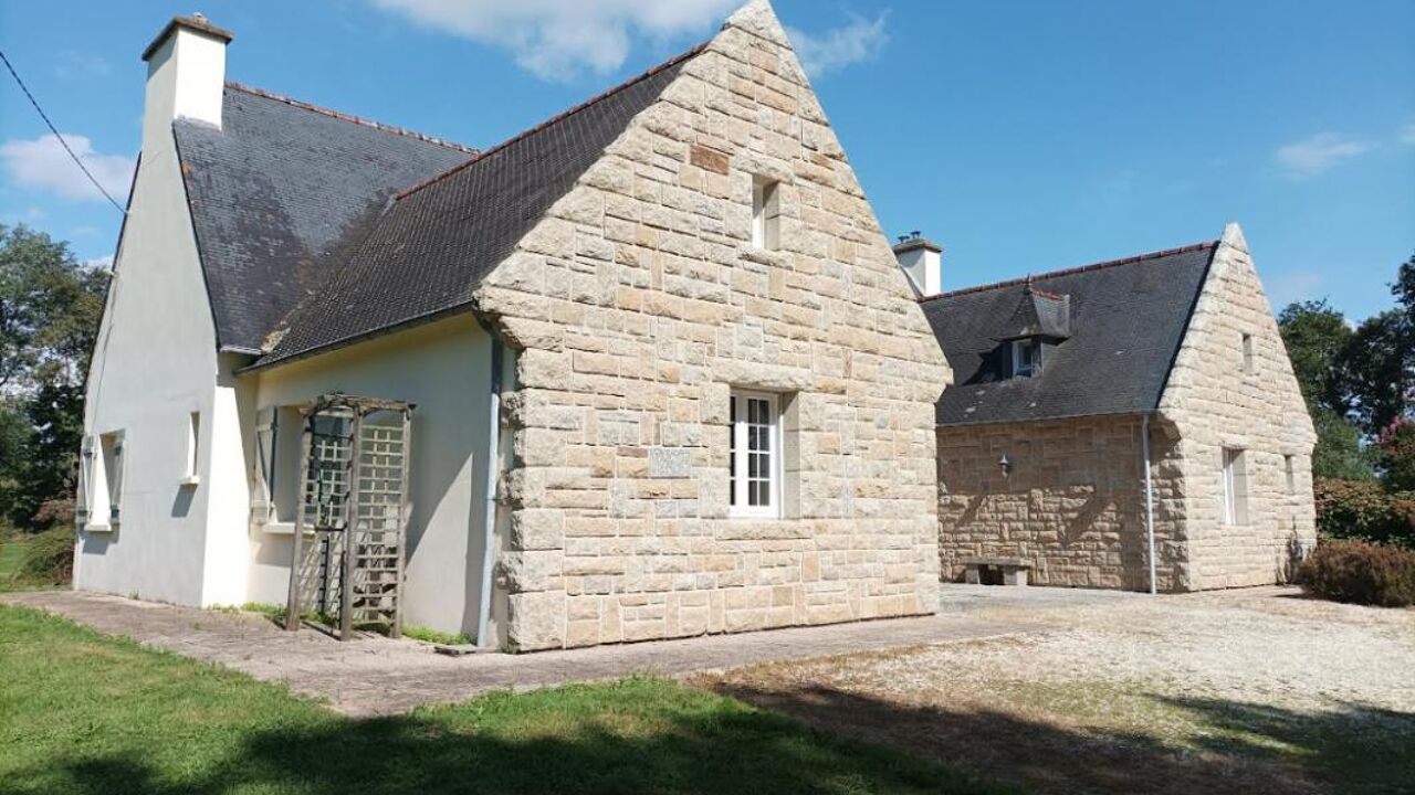 maison 10 pièces 218 m2 à vendre à Châteauneuf-du-Faou (29520)