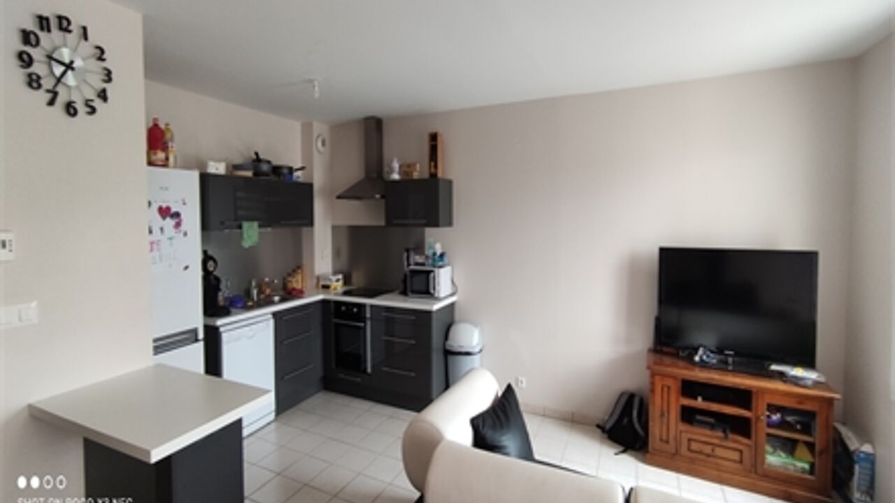 appartement 3 pièces 70 m2 à louer à Bonson (42160)