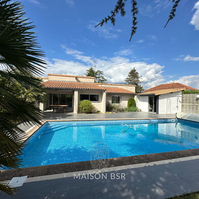 Maison 6 pièces 167 m²