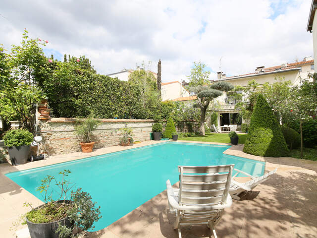 Ensemble Immobilier de 3 biens Coeur Busca — photo du bien