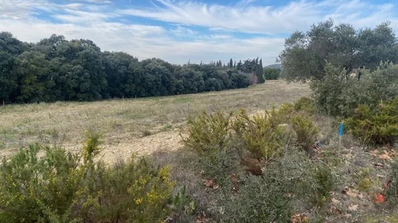 terrain  pièces 702 m2 à vendre à Lançon-Provence (13680)