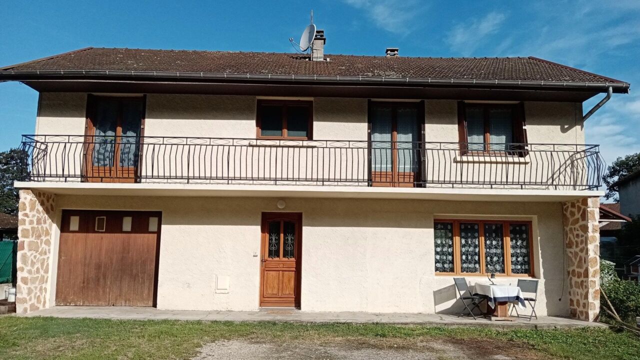 maison 5 pièces 127 m2 à vendre à Saint-Béron (73520)